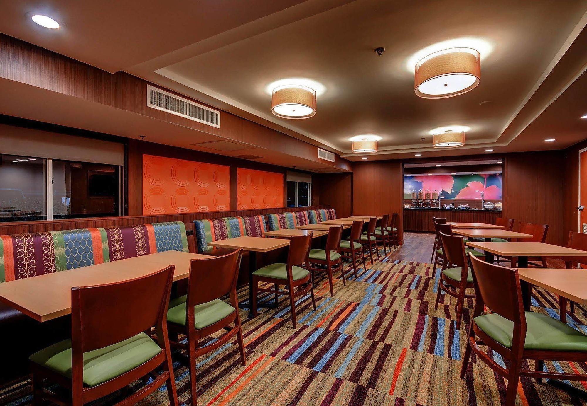 Fairfield By Marriott Inn & Suites Wallingford New Haven Exterior foto